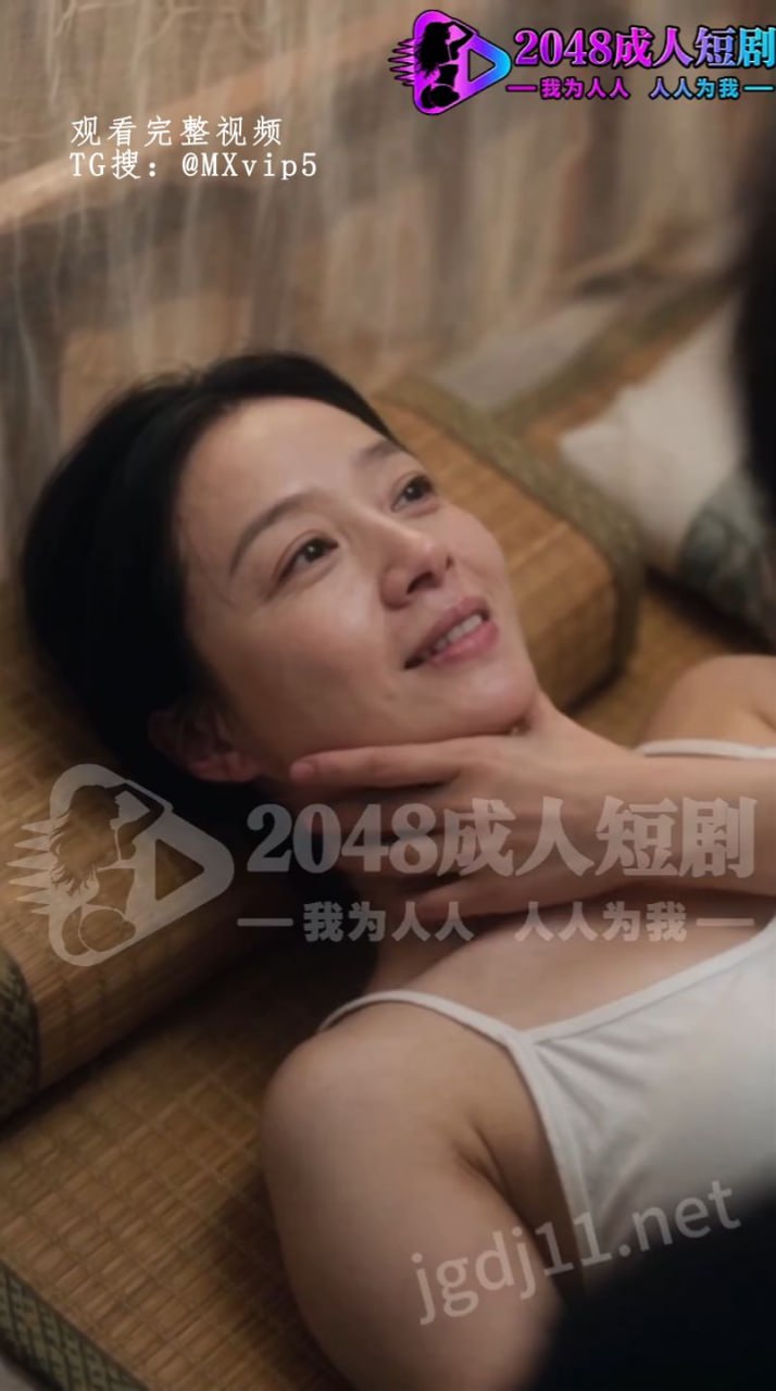 和干妈乱伦的禁忌日常海报